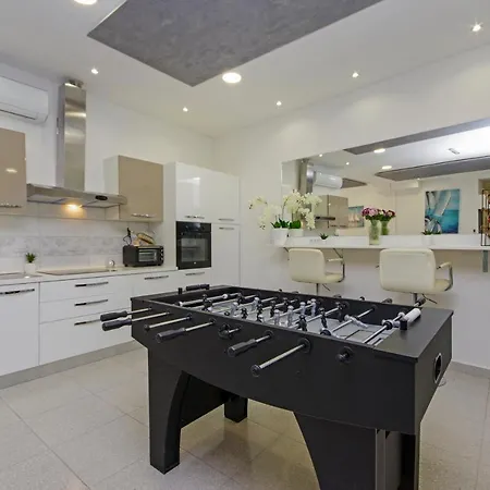 Naomi * スプリト