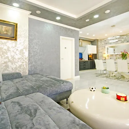 Naomi Apartmán Split