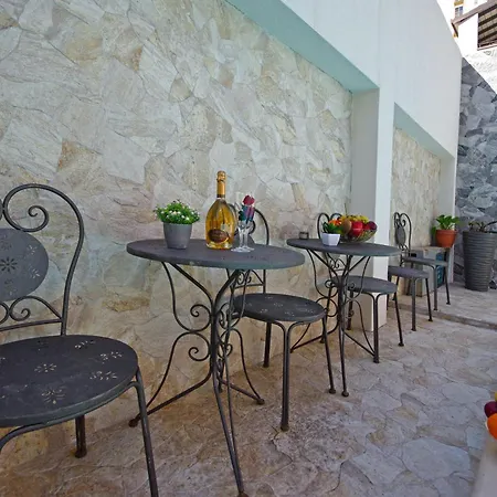 Naomi Apartmán Split