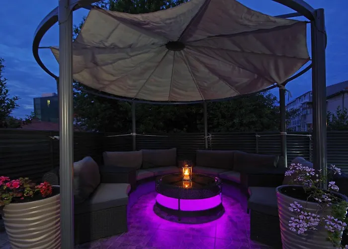 Naomi * 斯普利特